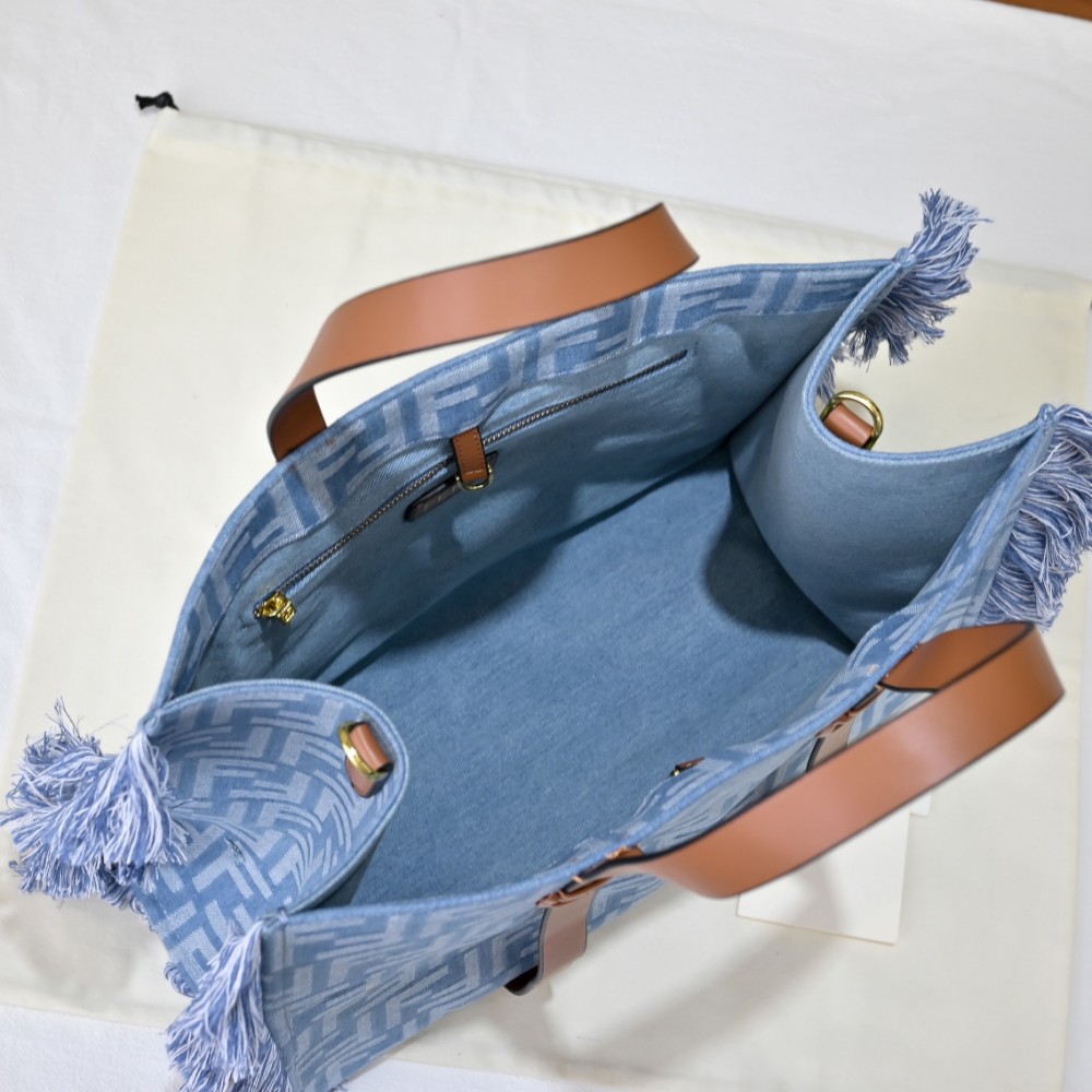 FENDI FF Monogram Tote Bag