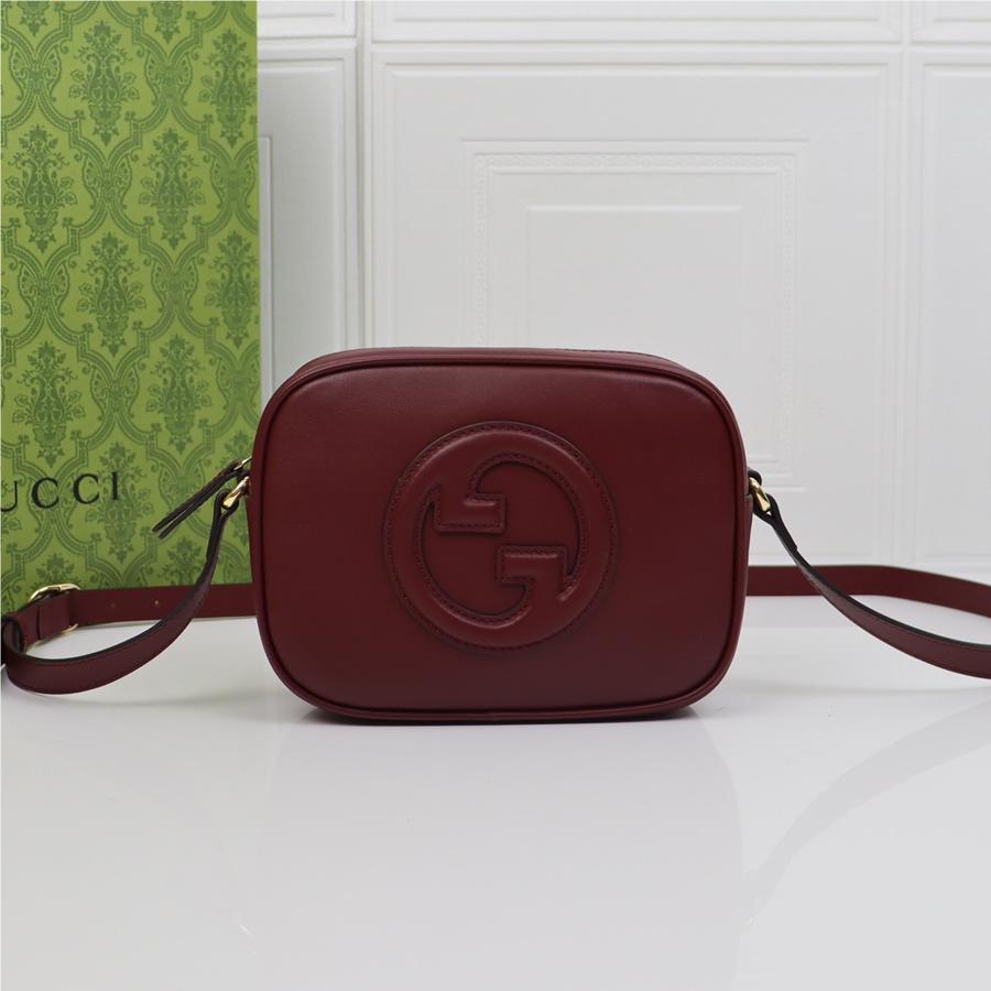 Gucci GG Marmont series crimson pattern exquisite hardware chain bag Gucci GG Marmont series crimson pattern exquisite hardware chain bag
