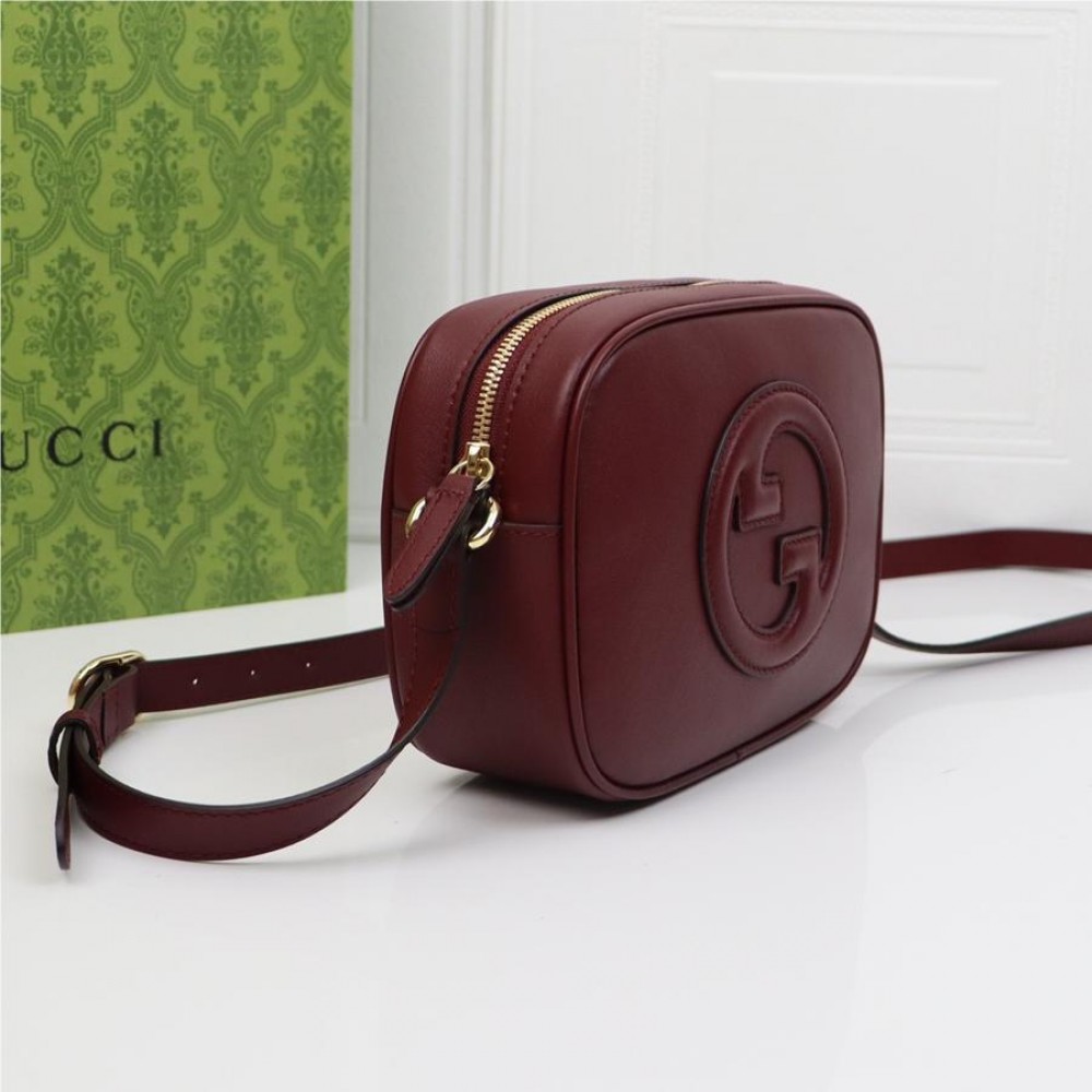 Gucci GG Marmont series crimson pattern exquisite hardware chain bag Gucci GG Marmont series crimson pattern exquisite hardware chain bag