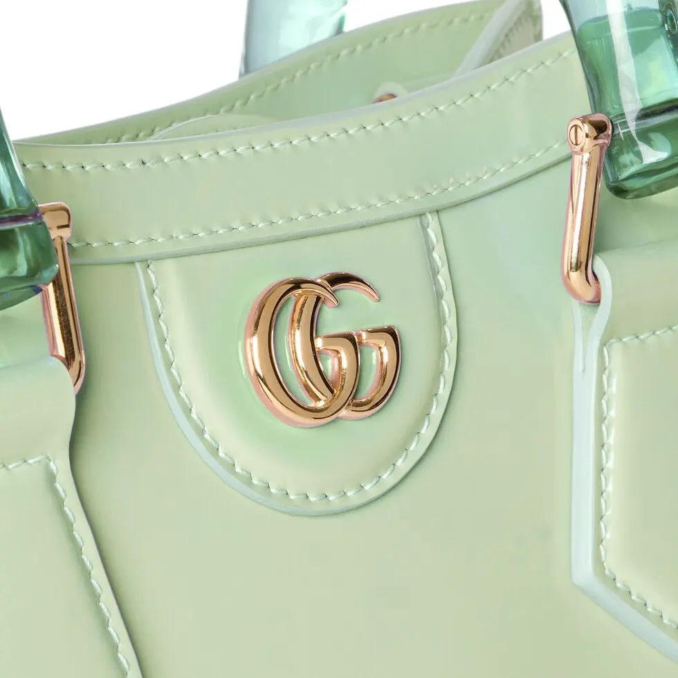 Gucci GG Marmont series light green mini handbag Gucci GG Marmont series light green mini handbag