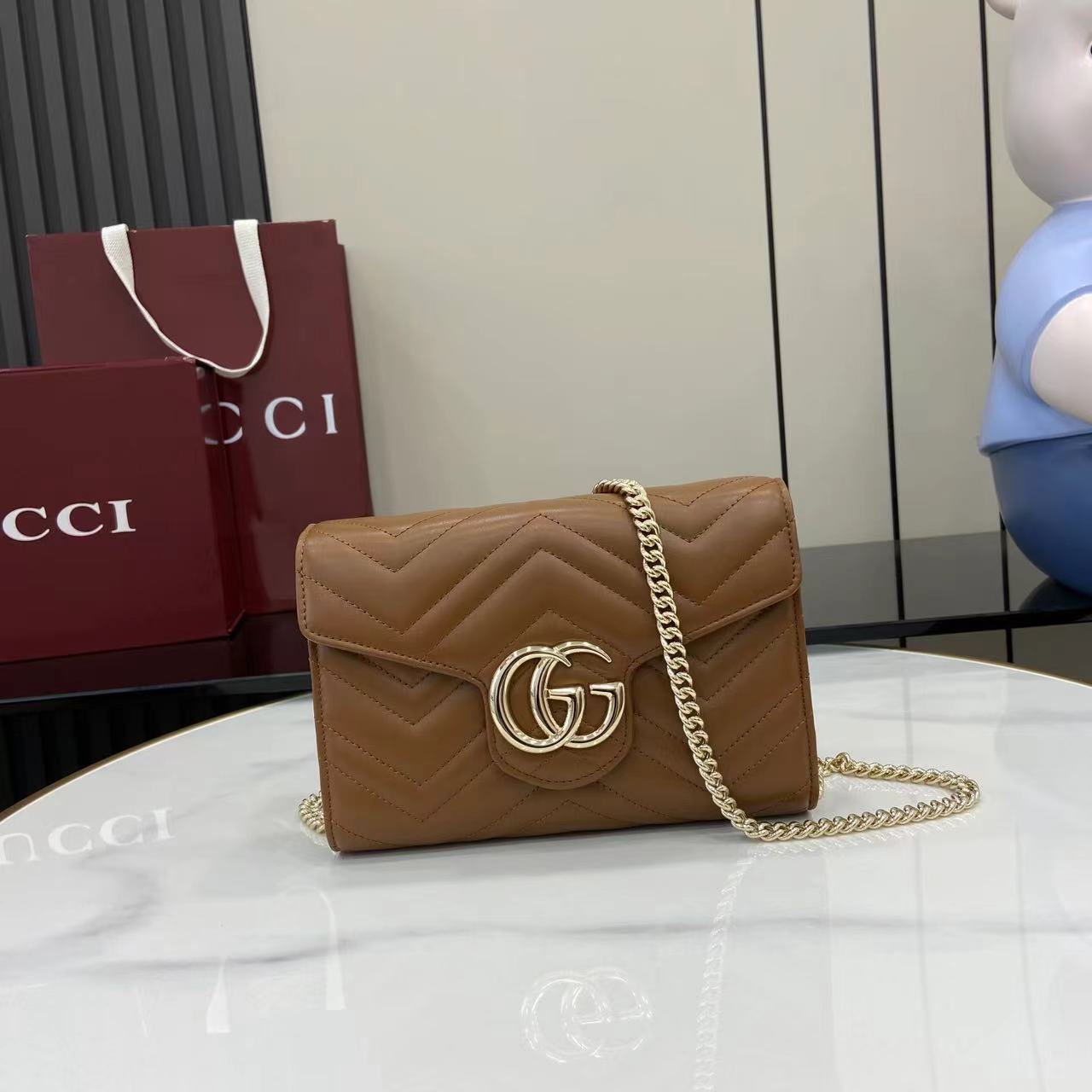 Gucci GG Marmont Brown Underarm Bag Gucci GG Marmont Brown Underarm Bag