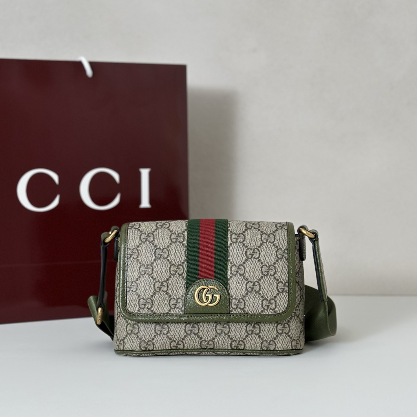 Gucci Ophidia GG Monochrome Light Small Crossbody Bag Gucci Ophidia GG Monochrome Light Small Crossbody Bag