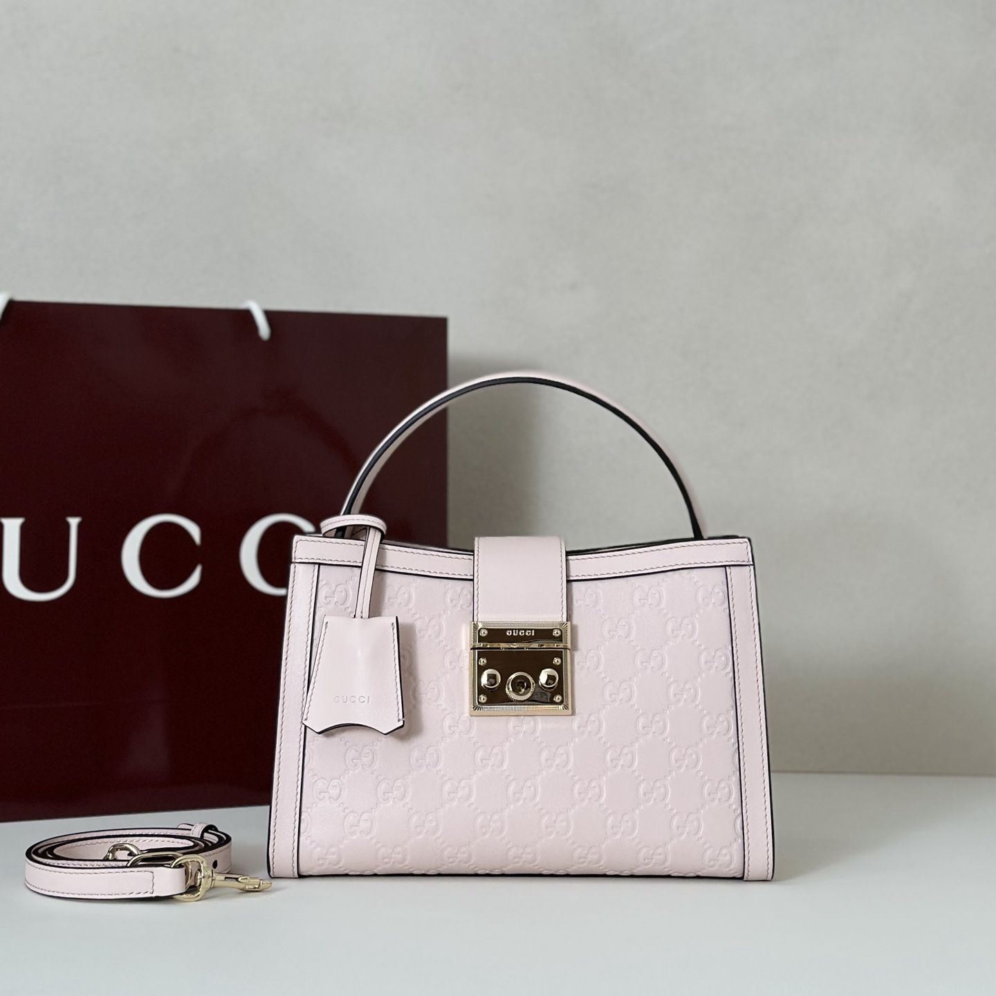 Gucci Padlock series light pink handbag crossbody bag Gucci Padlock series light pink handbag crossbody bag