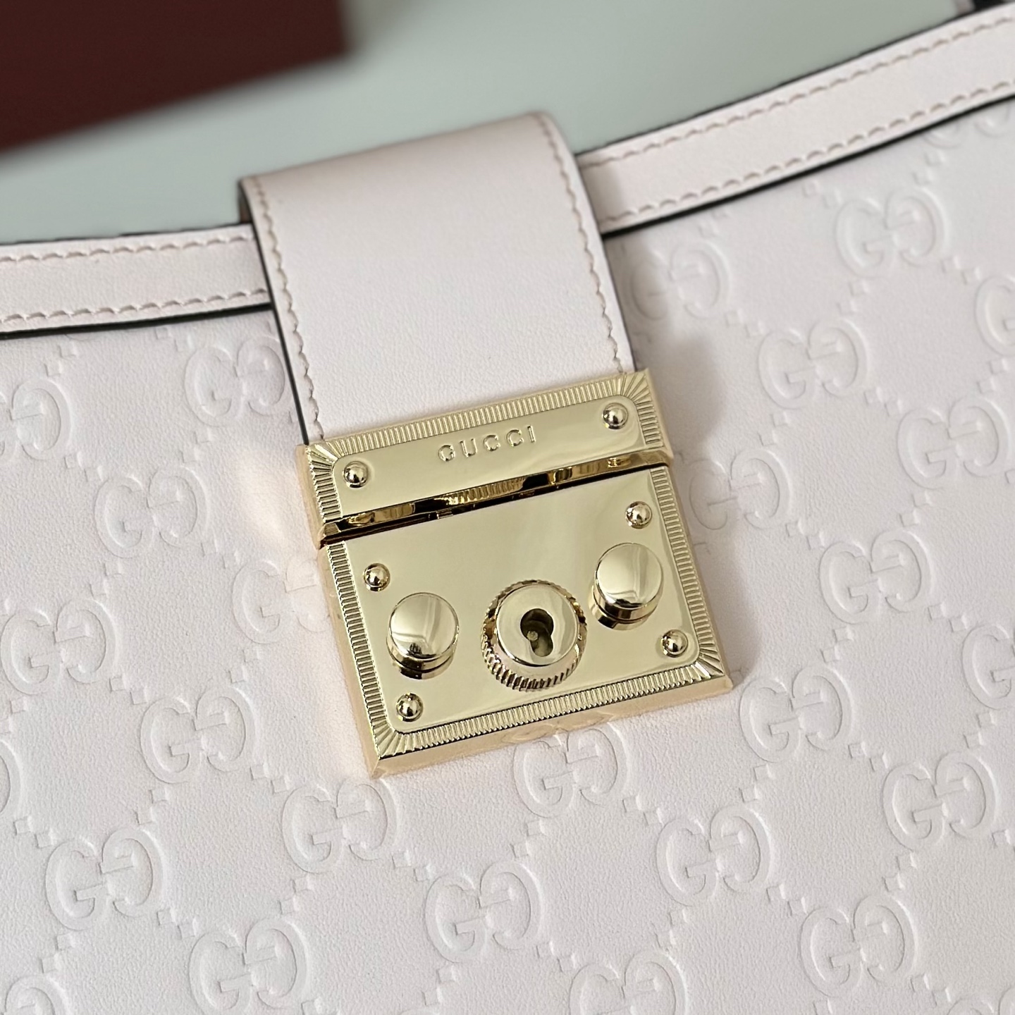 Gucci Padlock series light pink handbag crossbody bag Gucci Padlock series light pink handbag crossbody bag