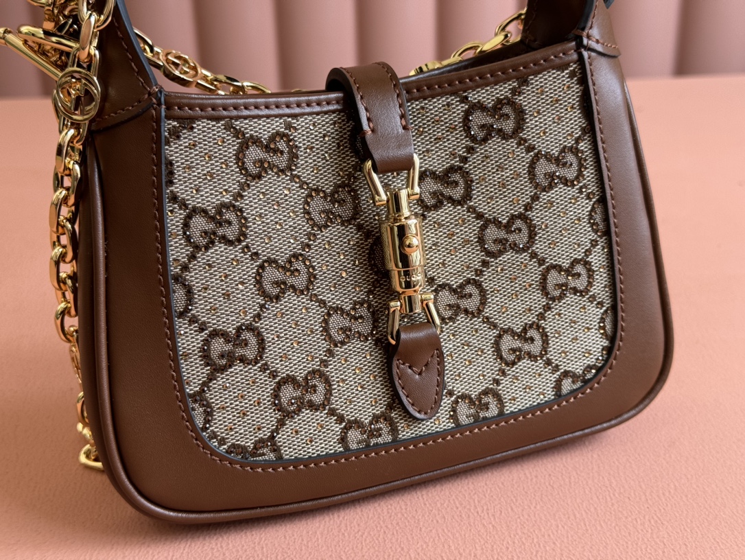 Gucci Jackie 1961 Mini Crossbody Bag Gucci Jackie 1961 Mini Crossbody Bag
