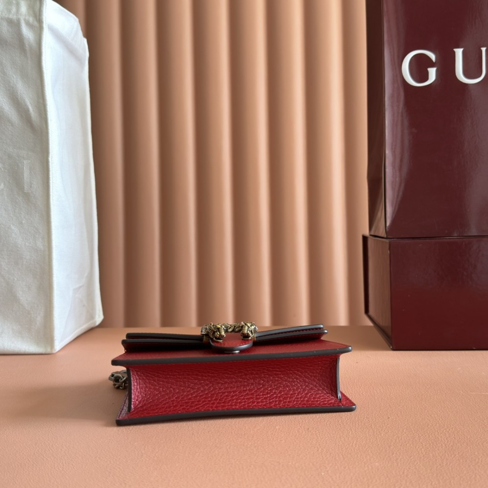 GUCCI Dionysus series red chain bag GUCCI Dionysus series red chain bag