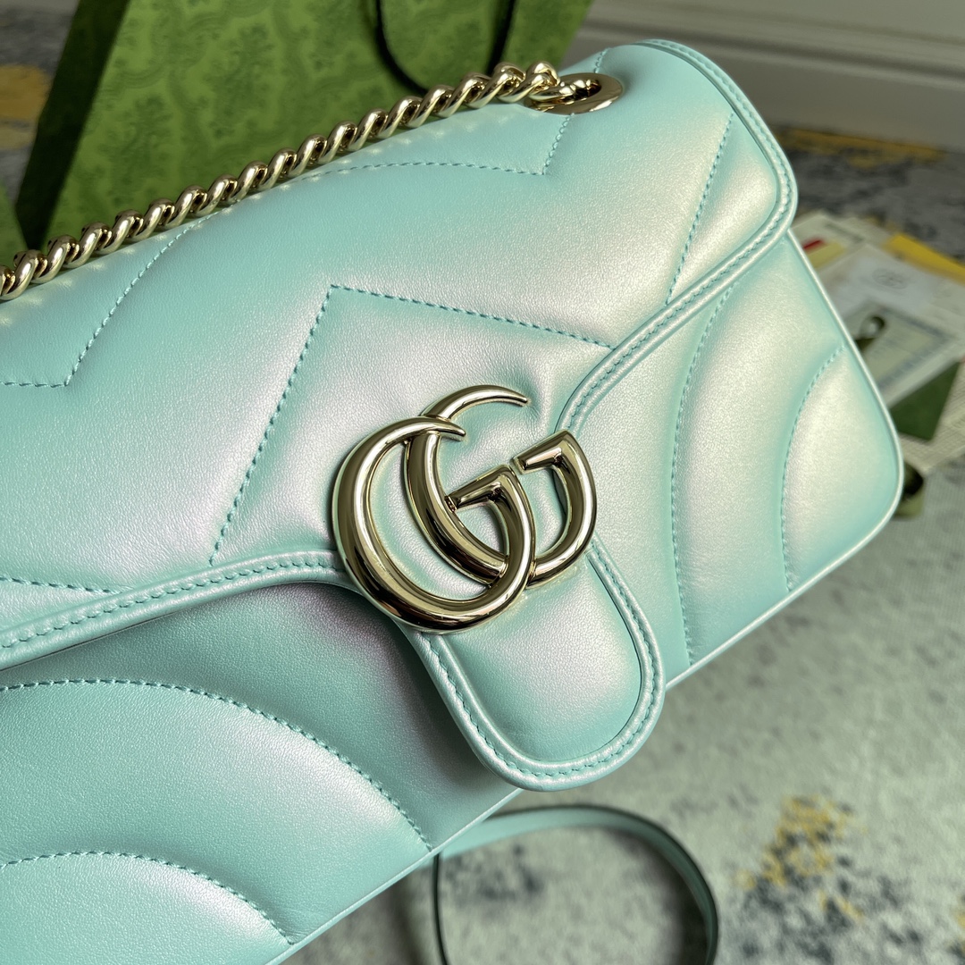 Gucci GG Marmont series bright green quilted chain bag Gucci GG Marmont series bright green quilted chain bag