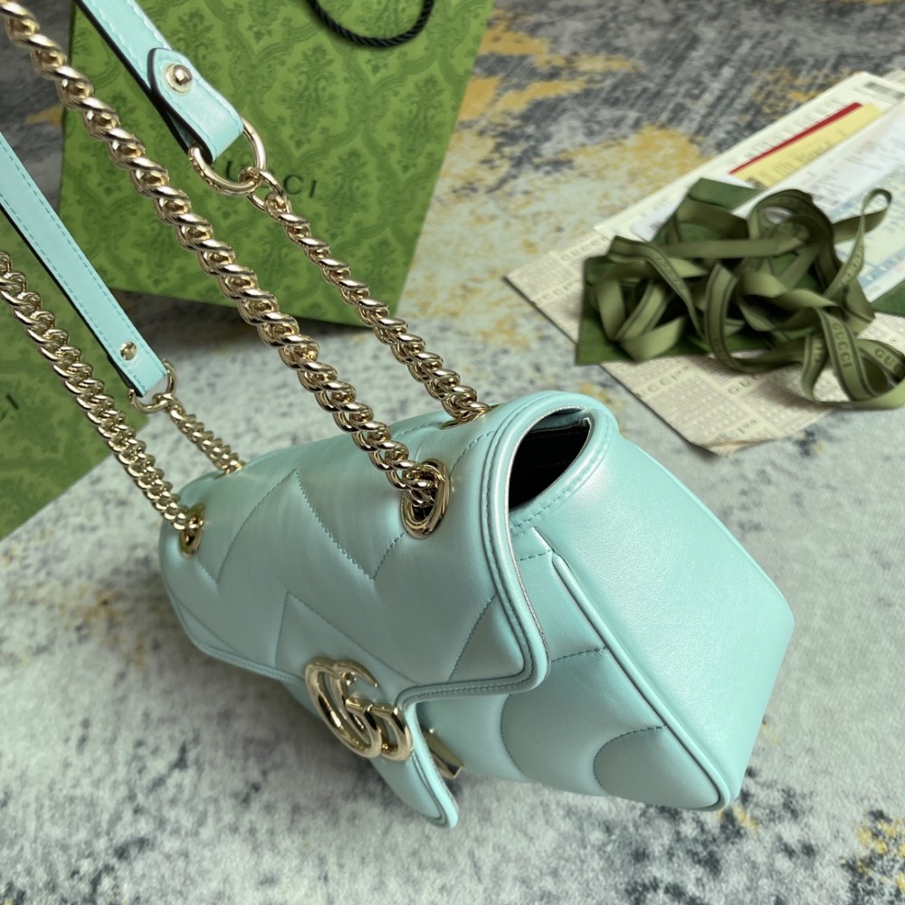 Gucci GG Marmont series bright green quilted chain bag Gucci GG Marmont series bright green quilted chain bag