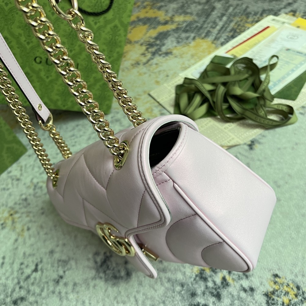 Gucci GG Marmont Ivory Quilted Chain Bag Gucci GG Marmont Ivory Quilted Chain Bag