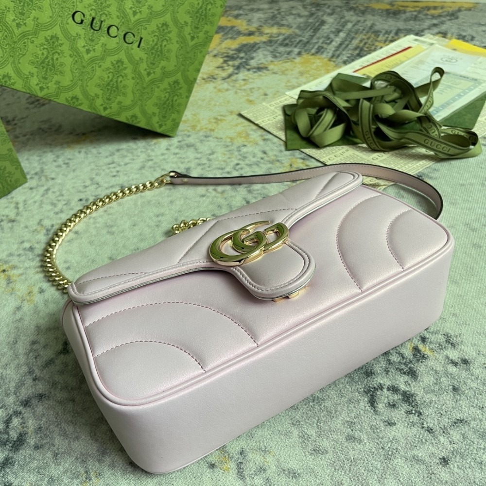 Gucci GG Marmont Ivory Quilted Chain Bag Gucci GG Marmont Ivory Quilted Chain Bag