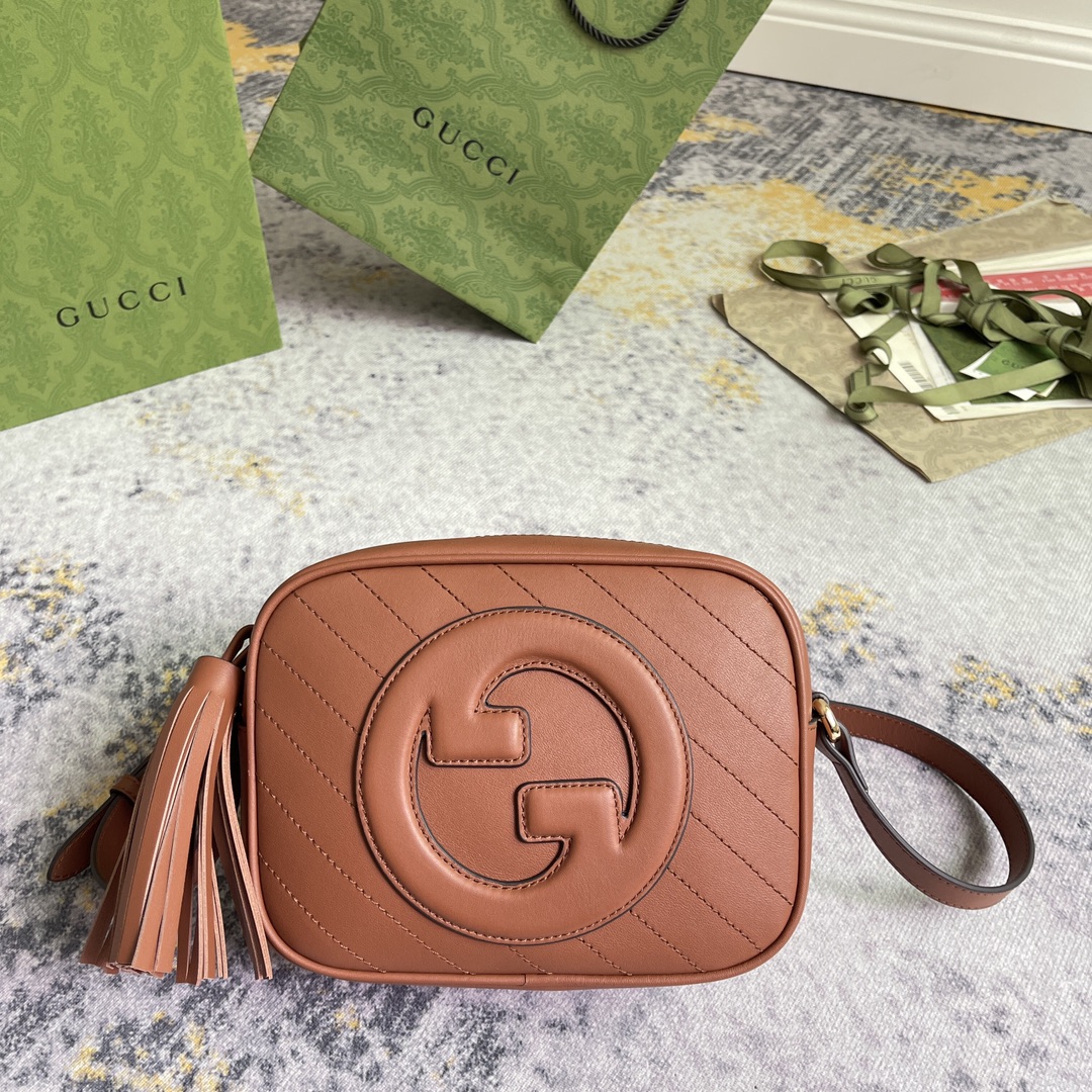 Gucci GG Marmont series brown quilted handbag crossbody bag Gucci GG Marmont series brown quilted handbag crossbody bag