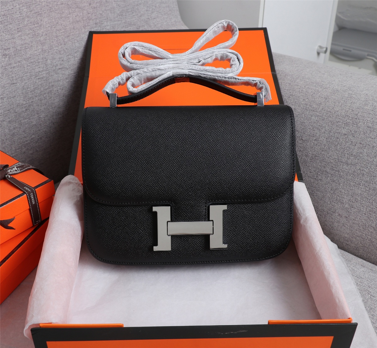 Hermès Constance 19 series exquisite hardware pure black leather bag Hermès Constance 19 series exquisite hardware pure black leather bag