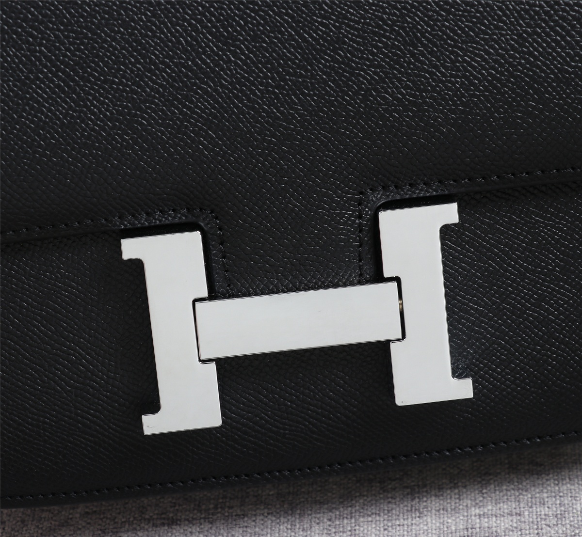 Hermès Constance 19 series exquisite hardware pure black leather bag Hermès Constance 19 series exquisite hardware pure black leather bag