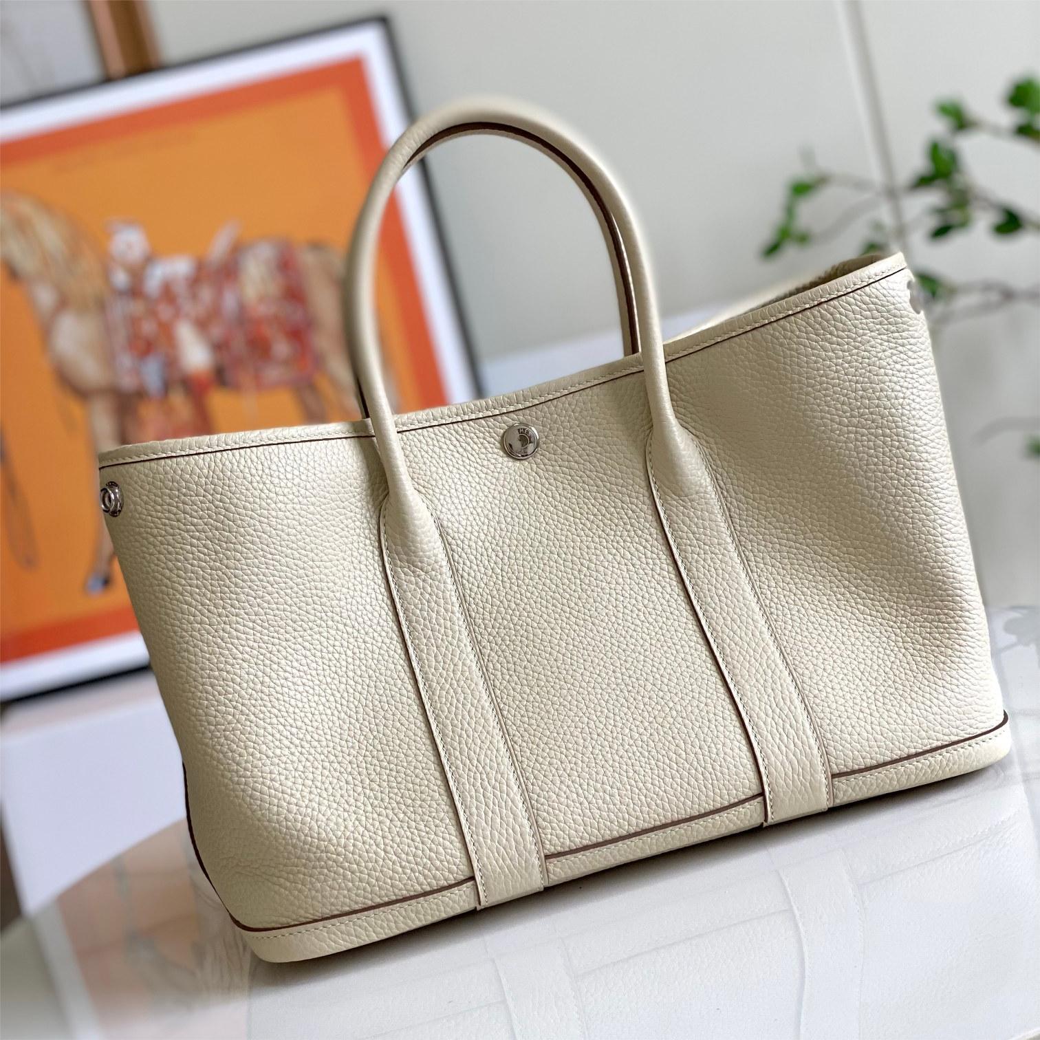 Hermès Kelly series pure white leather magnetic button handbag Hermès Kelly series pure white leather magnetic button handbag