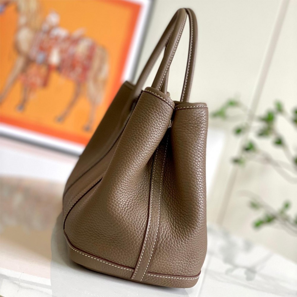 Hermès Kelly grey leather magnetic button handbag Hermès Kelly grey leather magnetic button handbag