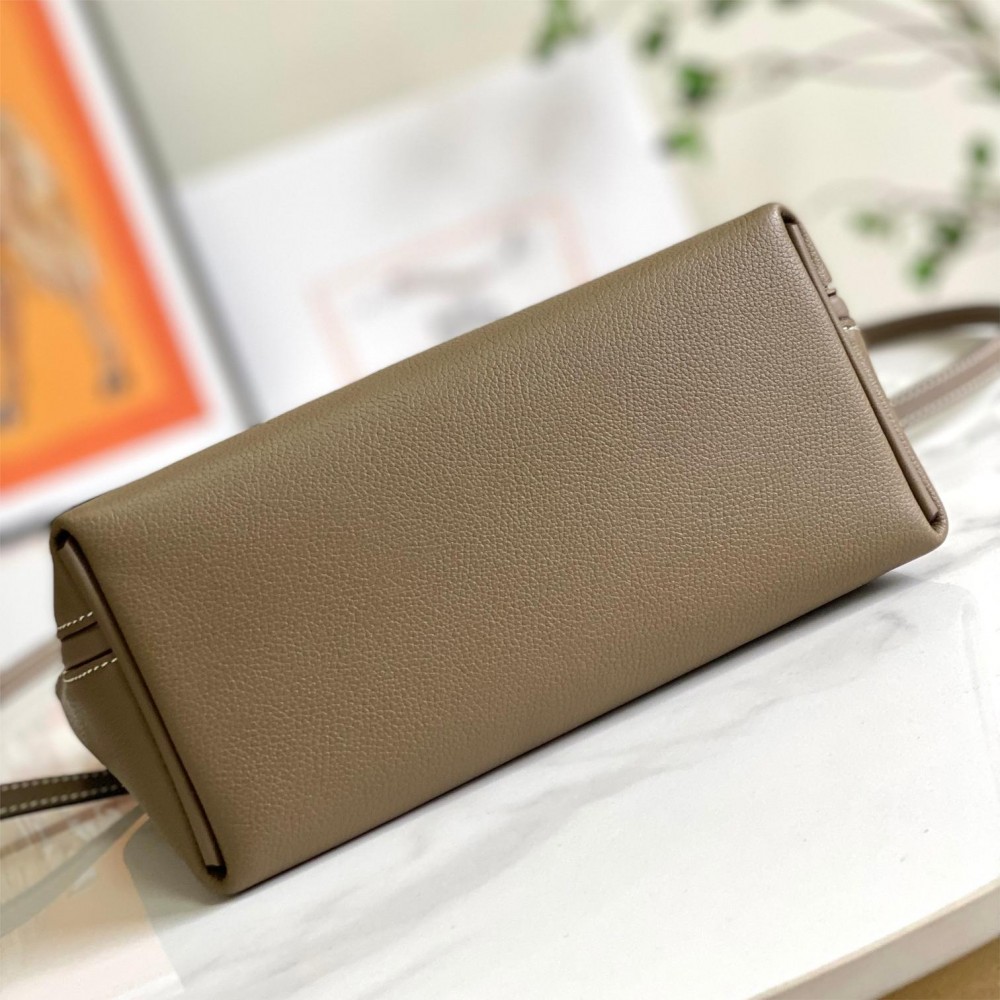 Hermès classic dark grey exquisite hardware genuine leather shoulder strap handbag Hermès classic dark grey exquisite hardware genuine leather shoulder strap handbag