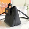 Hermès classic pure black gold exquisite hardware genuine leather shoulder strap handbag Hermès classic pure black gold exquisite hardware genuine leather shoulder strap handbag