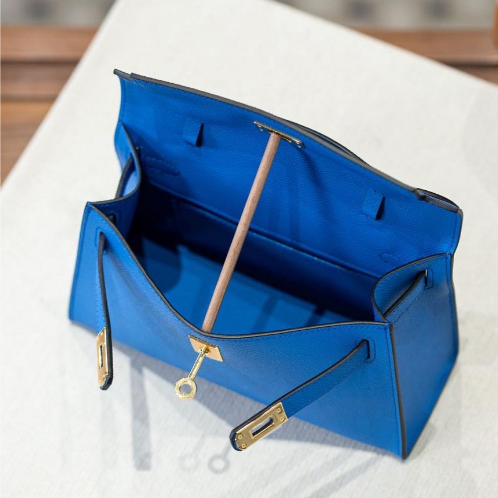 Hermès Kelly series classic pure blue exquisite hardware genuine leather shoulder strap handbag Hermès Kelly series classic pure blue exquisite hardware genuine leather shoulder strap handbag