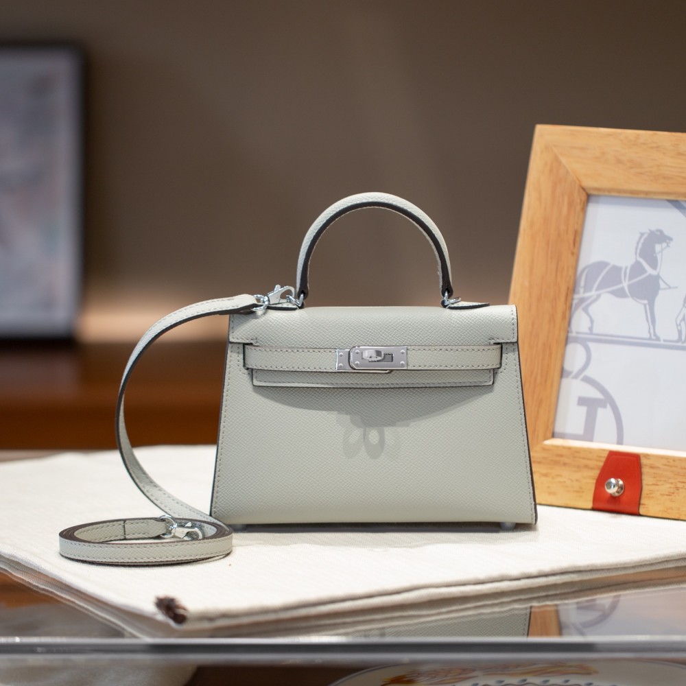 Hermès Kelly series light blue leather silver hardware shoulder strap handbag Hermès Kelly series light blue leather silver hardware shoulder strap handbag