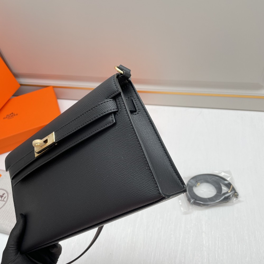 Hermès Kelly Mini II Deep Black Leather Exquisite Hardware Shoulder Strap Handbag Hermès Kelly Mini II Deep Black Leather Exquisite Hardware Shoulder Strap Handbag