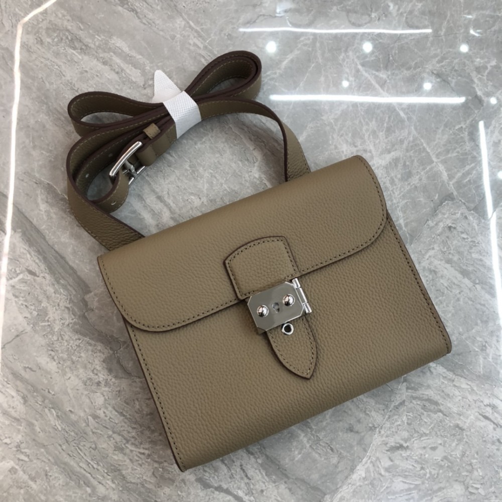Hermès Roulis series real gray yellow white grain texture pig nose bag Hermès Roulis series real gray yellow white grain texture pig nose bag