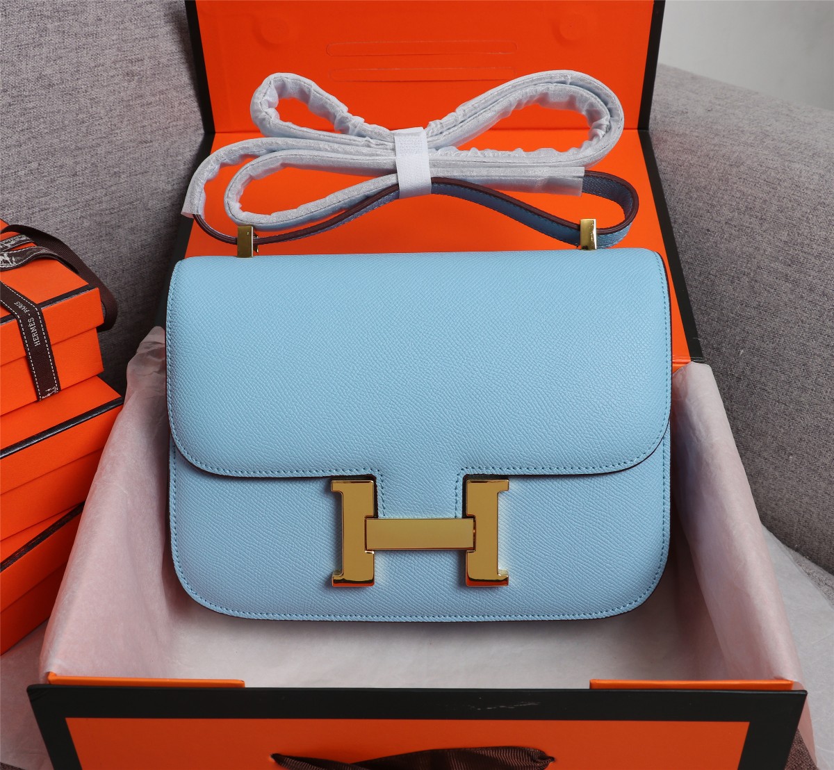 Hermès Constance 19 series exquisite hardware blue leather bag Hermès Constance 19 series exquisite hardware blue leather bag