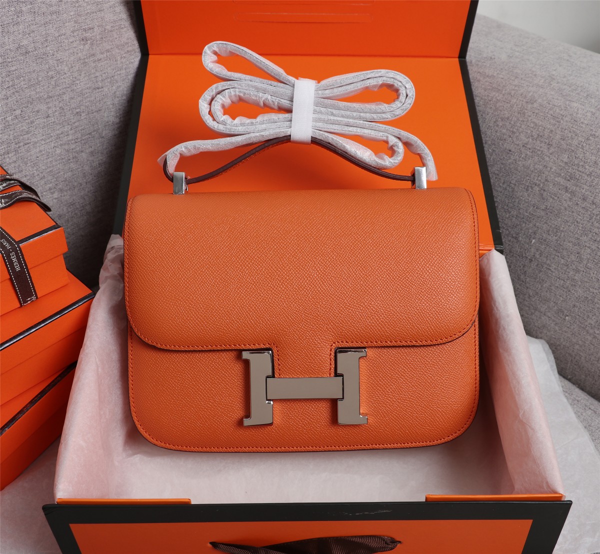 Hermès Constance 19 series exquisite hardware classic brown leather bag Hermès Constance 19 series exquisite hardware classic brown leather bag