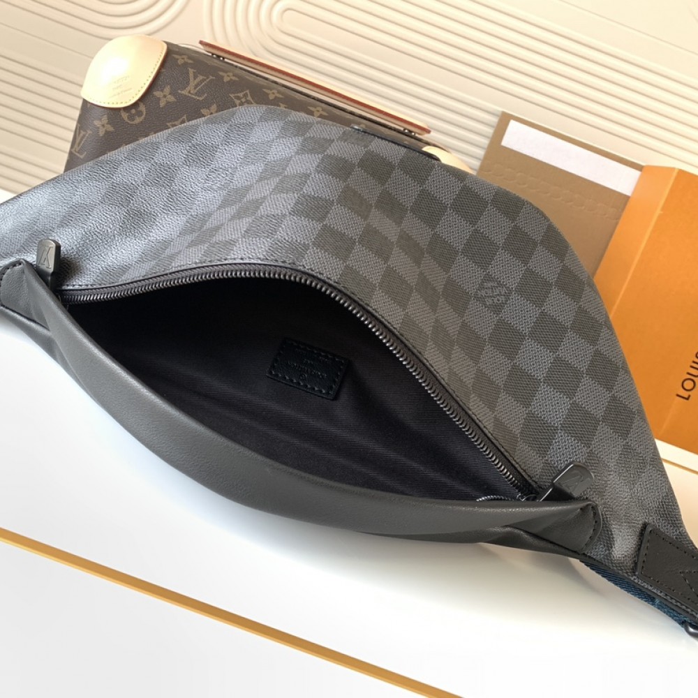 Louis Vuitton DISCOVERY black checkerboard shoulder strap waist bag Louis Vuitton DISCOVERY black checkerboard shoulder strap waist bag
