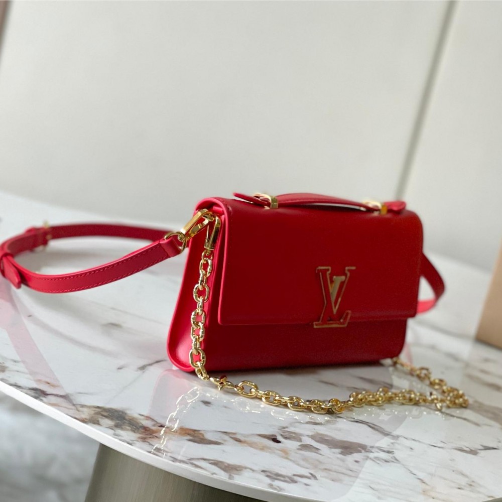Louis Vuitton Neverfull Red Leather Exquisite Hardware Chain Bag Louis Vuitton Neverfull Red Leather Exquisite Hardware Chain Bag