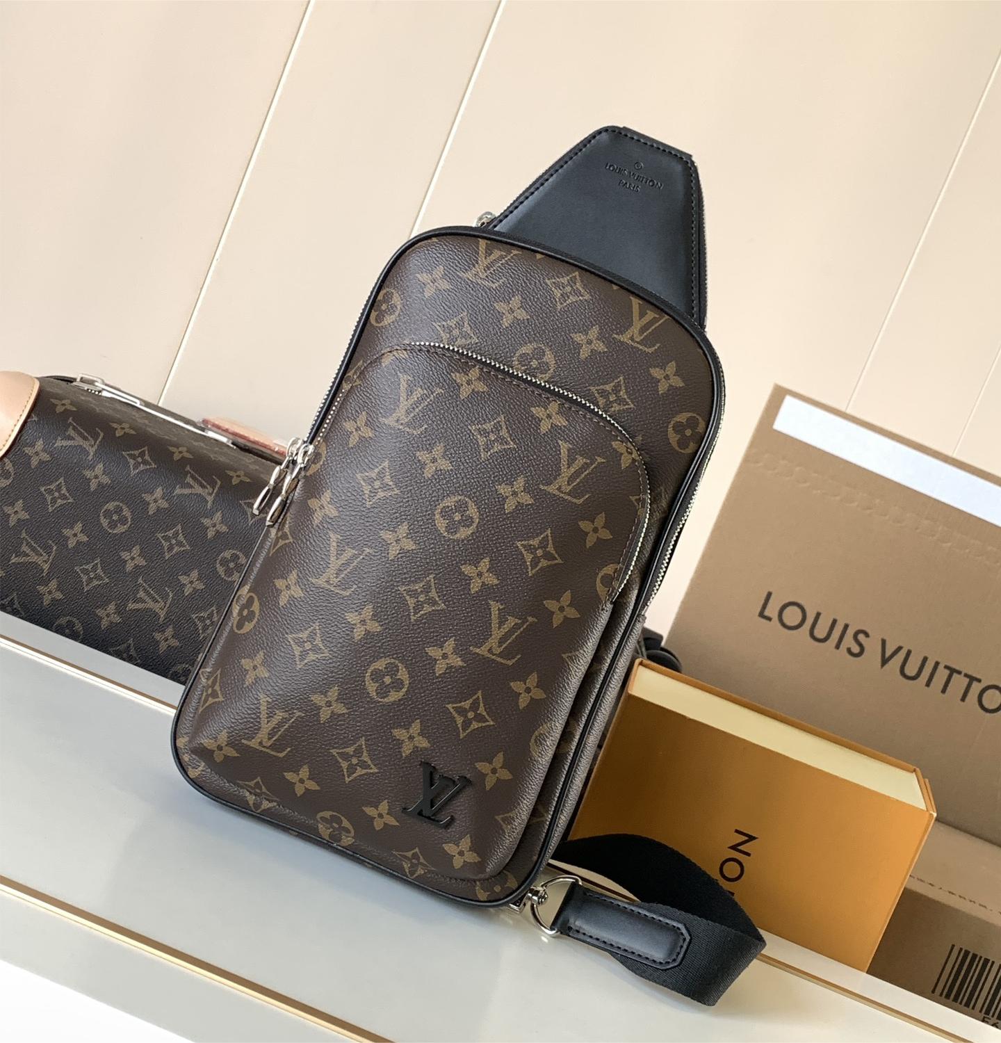 Louis Vuitton Canvas Textured Collection Classic Brown Chest Bag Louis Vuitton Canvas Textured Collection Classic Brown Chest Bag