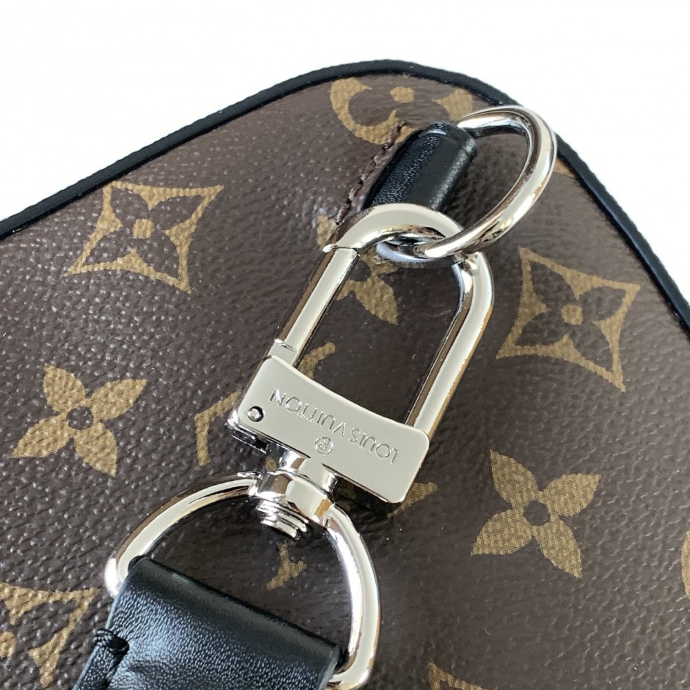Louis Vuitton Canvas Textured Collection Classic Brown Chest Bag Louis Vuitton Canvas Textured Collection Classic Brown Chest Bag