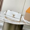 Louis Vuitton neverfull pure white leather exquisite hardware chain bag Louis Vuitton neverfull pure white leather exquisite hardware chain bag