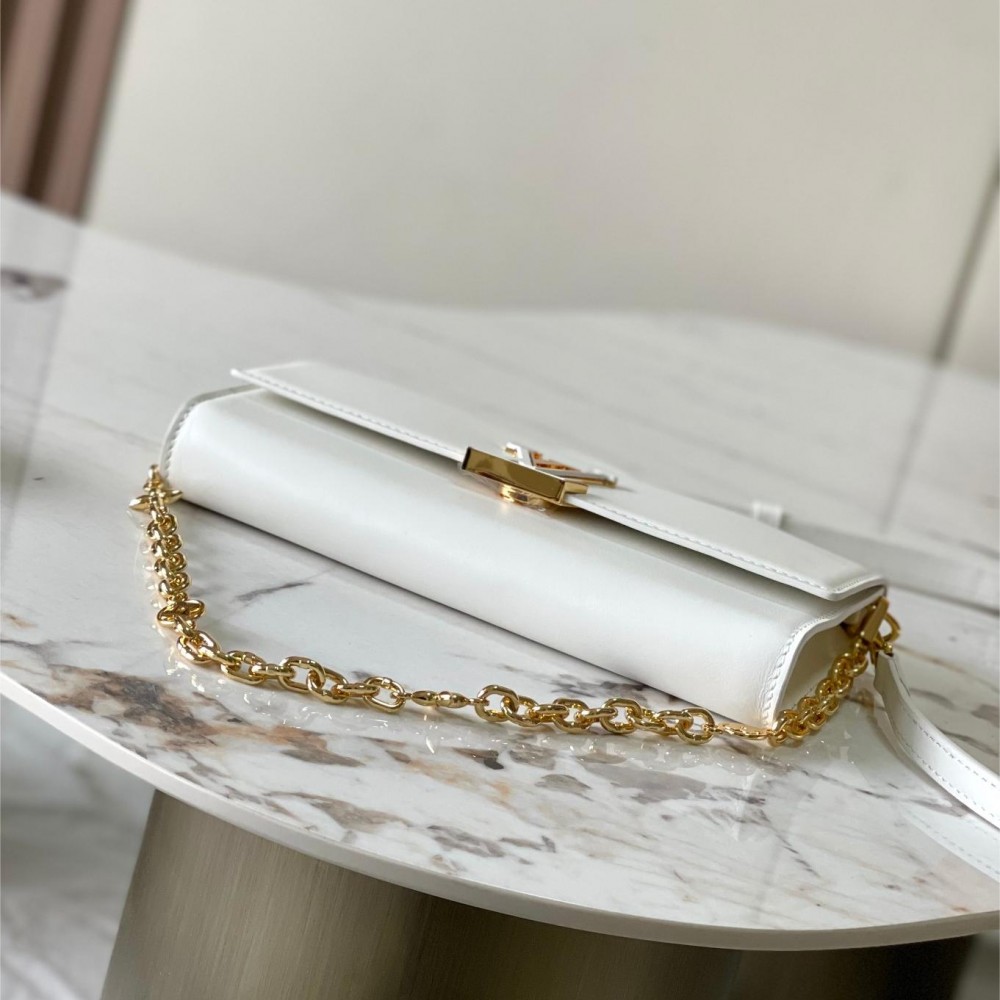 Louis Vuitton neverfull pure white leather exquisite hardware chain bag Louis Vuitton neverfull pure white leather exquisite hardware chain bag