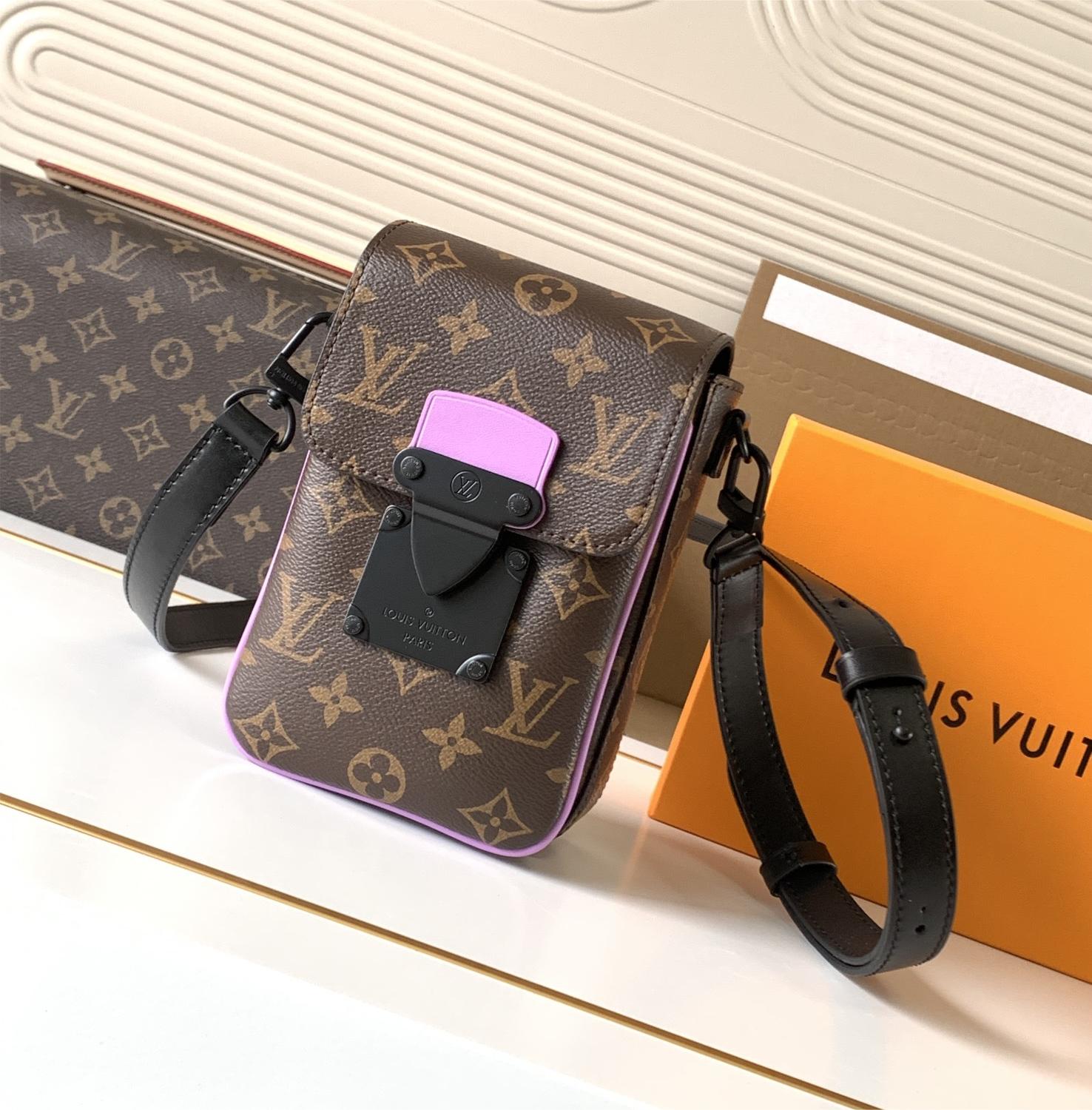 Louis Vuitton NIL canvas textured messenger bag Louis Vuitton NIL canvas textured messenger bag
