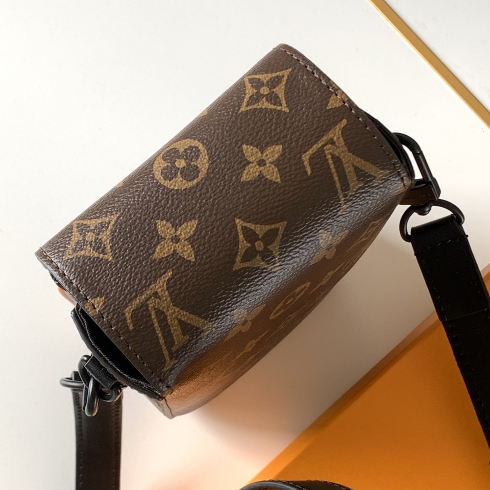 Louis Vuitton NIL Brown Dotted Canvas Messenger Bag Louis Vuitton NIL Brown Dotted Canvas Messenger Bag