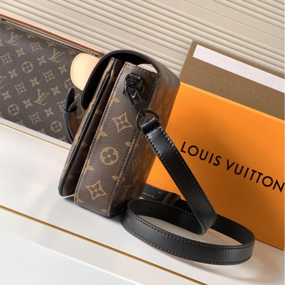 Louis Vuitton NIL series black embellished canvas textured messenger bag Louis Vuitton NIL series black embellished canvas textured messenger bag