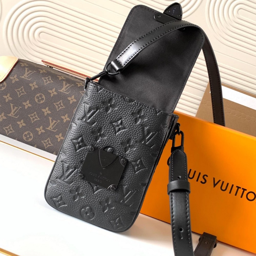 Louis Vuitton NIL pure black canvas textured leather messenger bag Louis Vuitton NIL pure black canvas textured leather messenger bag