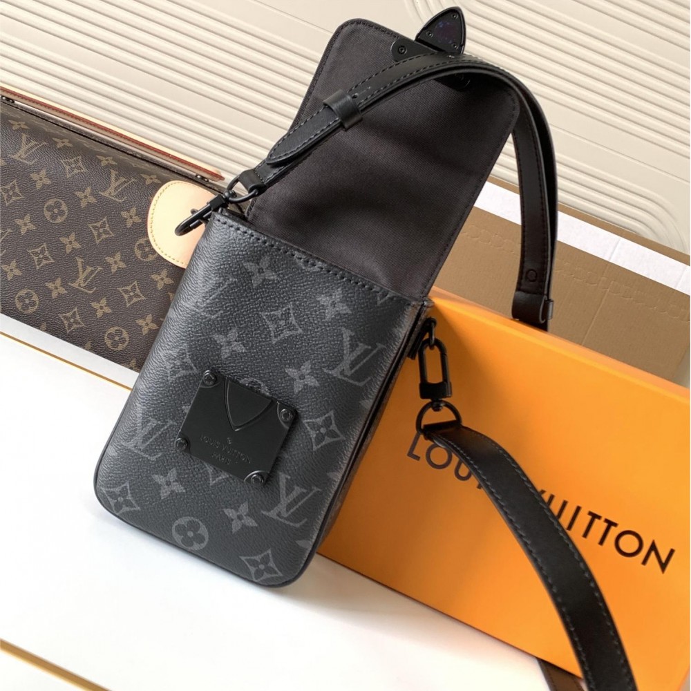 Louis Vuitton PULSE Pure Black Canvas Textured Leather Messenger Bag Louis Vuitton PULSE Pure Black Canvas Textured Leather Messenger Bag