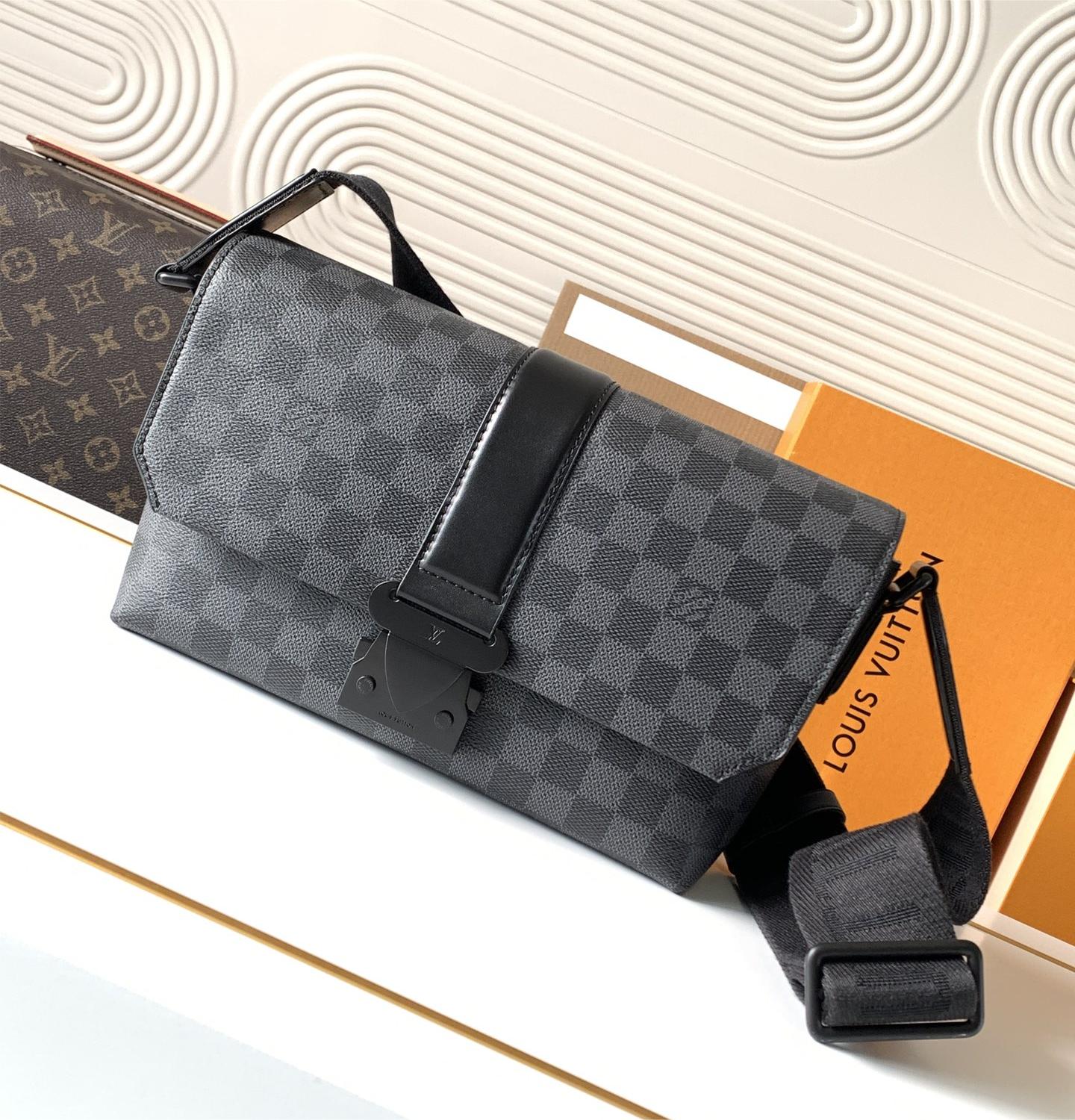 Louis Vuitton AVENUE series pure black checkerboard texture leather shoulder bag Louis Vuitton AVENUE series pure black checkerboard texture leather shoulder bag