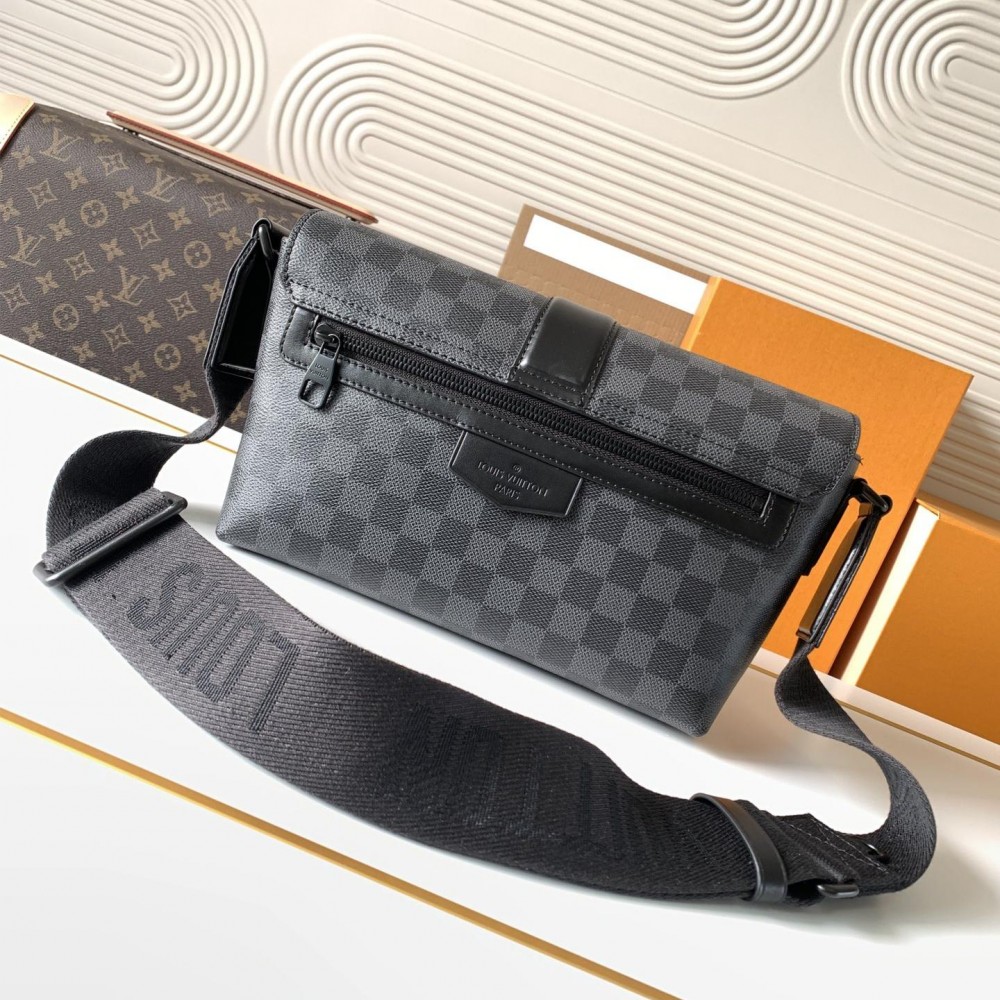 Louis Vuitton AVENUE series pure black checkerboard texture leather shoulder bag Louis Vuitton AVENUE series pure black checkerboard texture leather shoulder bag