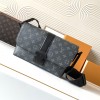 Louis Vuitton AVENUE series pure black checkerboard texture leather shoulder bag Louis Vuitton AVENUE series pure black checkerboard texture leather shoulder bag