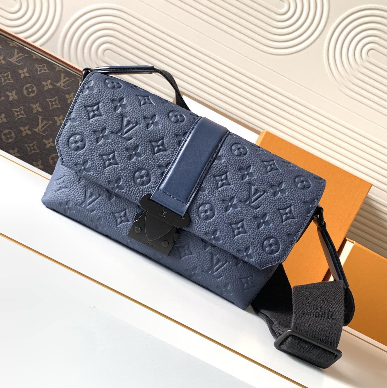 Louis Vuitton AVENUE series dark blue checkerboard textured leather shoulder bag Louis Vuitton AVENUE series dark blue checkerboard textured leather shoulder bag