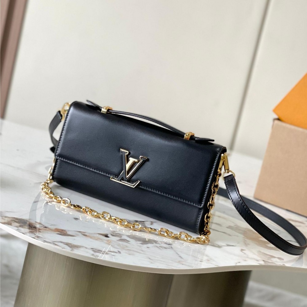Louis Vuitton neverfull pure black leather exquisite hardware chain bag Louis Vuitton neverfull pure black leather exquisite hardware chain bag