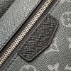 Louis Vuitton AVENUE series pure black leather canvas textured shoulder bag Louis Vuitton AVENUE series pure black leather canvas textured shoulder bag