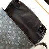 Louis Vuitton NIL series pure black leather canvas textured messenger bag Louis Vuitton NIL series pure black leather canvas textured messenger bag