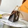 Louis Vuitton cartoon co-branded series classic monogram leather shoulder strap handbag Louis Vuitton cartoon co-branded series classic monogram leather shoulder strap handbag