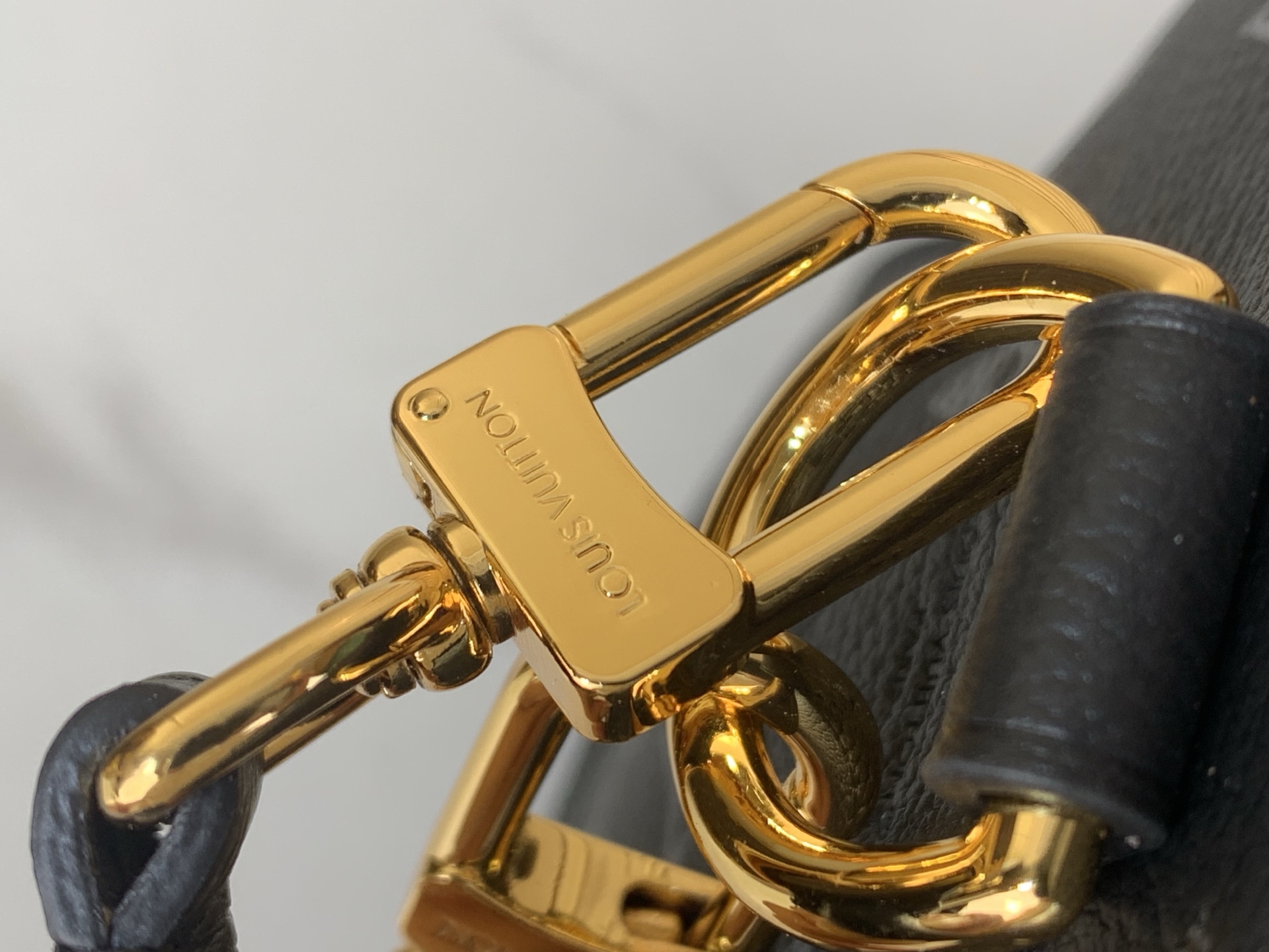 Louis Vuitton Speedy BANDOULIÈRE Monogram Leather 25CM