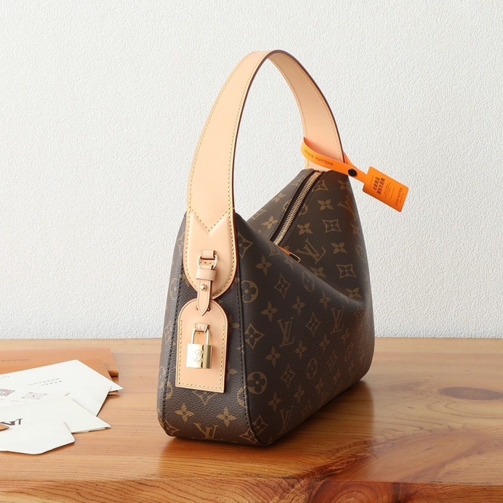 Louis Vuitton Slouchy MM Classic Leather Chain Bag Louis Vuitton Slouchy MM Classic Leather Chain Bag