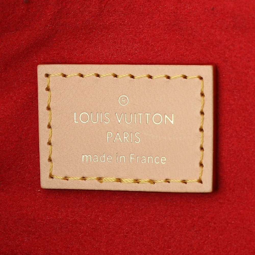 Louis Vuitton Slouchy MM Classic Leather Chain Bag Louis Vuitton Slouchy MM Classic Leather Chain Bag