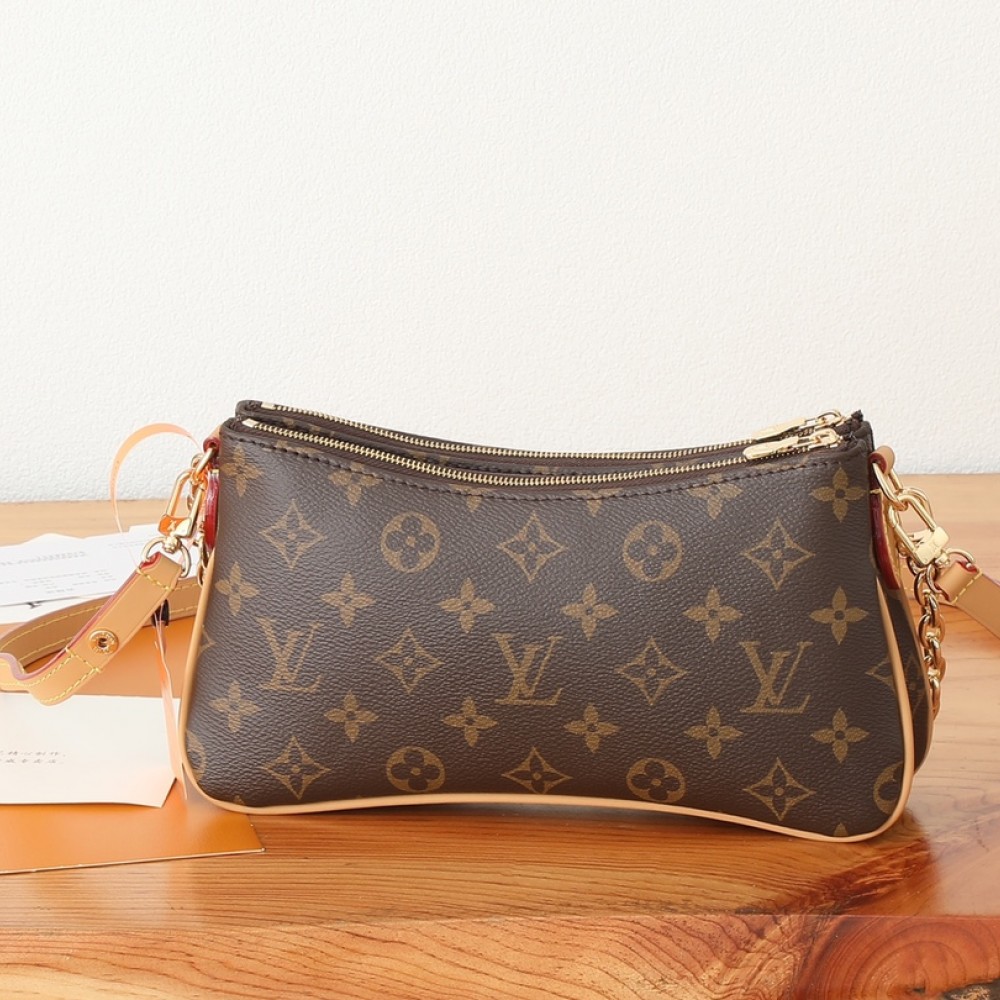 Louis Vuitton Neverfull Medium Leather Bag with Metal Chain Louis Vuitton Neverfull Medium Leather Bag with Metal Chain